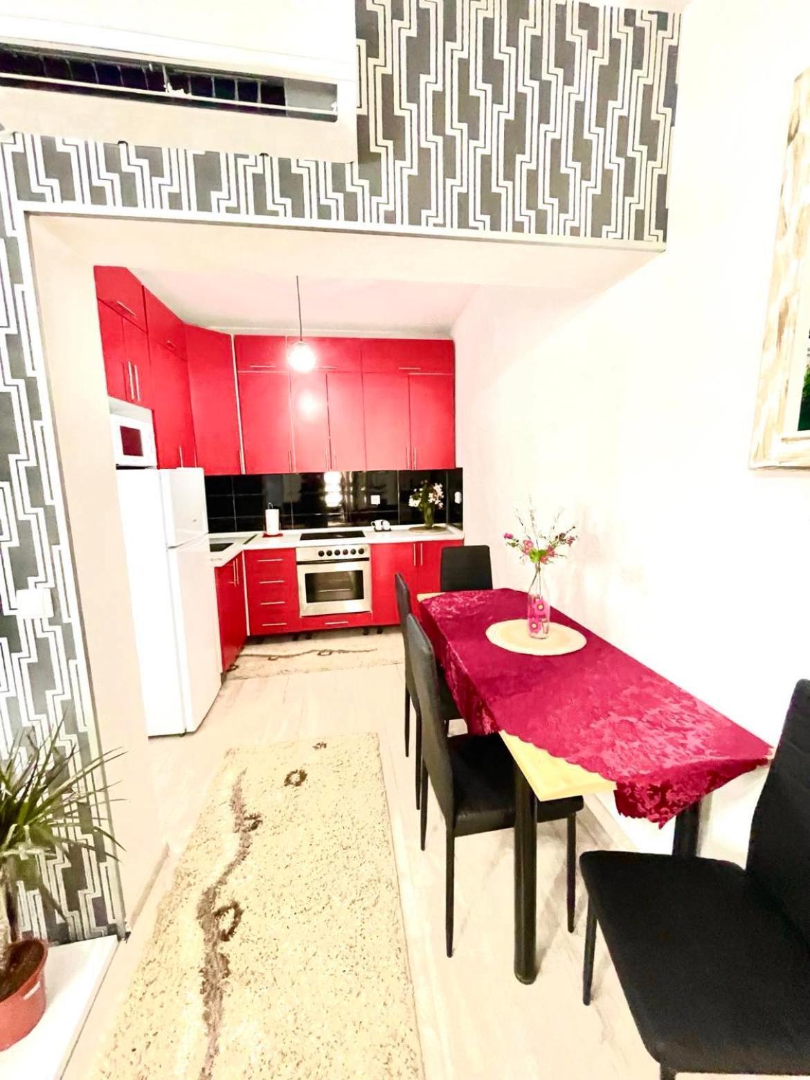 Apartment Adel โมสตาร์ ภายนอก รูปภาพ